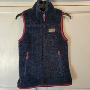 L.L. Bean Navy Blue Sherpa Vest With Maroon Jersey Lining